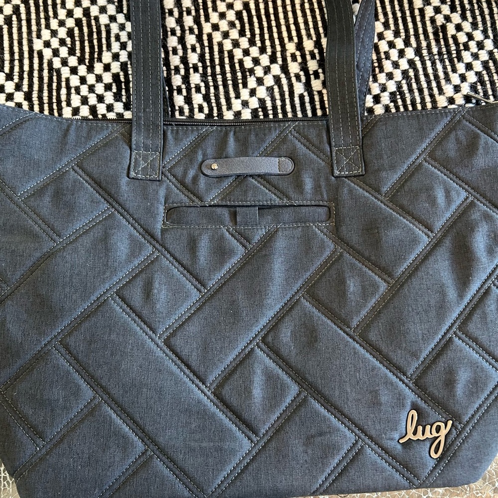 Lug Skyliner